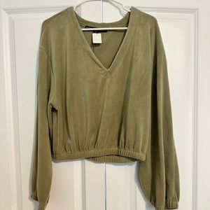 Cropped Velvet Sweatshirt